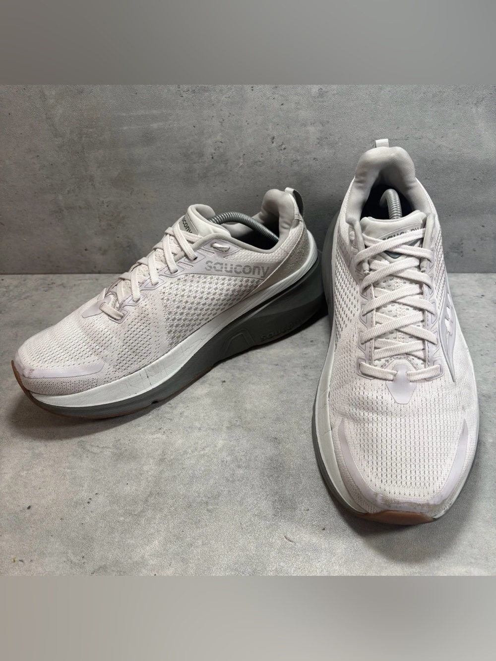 Saucony Guide 17 Men's Size 11 White Grey Shoes Running Sneakers S20936-244